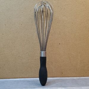 OXO Good Grips 11" Balloon Whisk